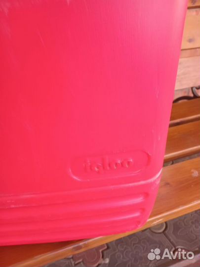 Термо контейнер переносной Igloo
