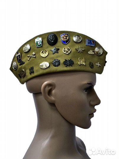 Пилотка солдатская со значками
