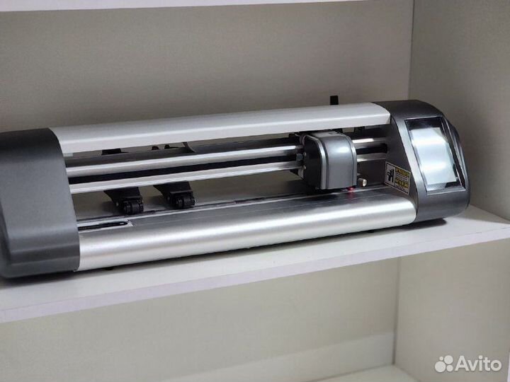 Режущий плоттер StarCut CH16