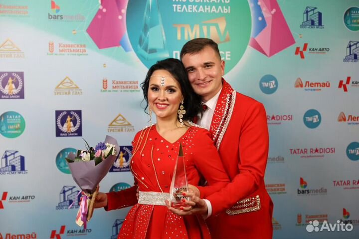 Ведущий (Тамада) -Певец. Саксофон, баян, танцоры