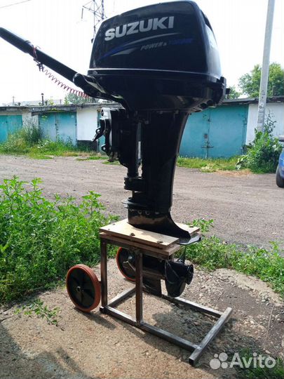 Тележка для лодочного мотора