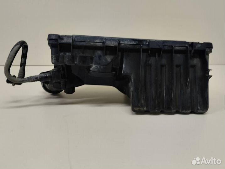 Корпус воздушного фильтра Volkswagen Polo MK5 2011