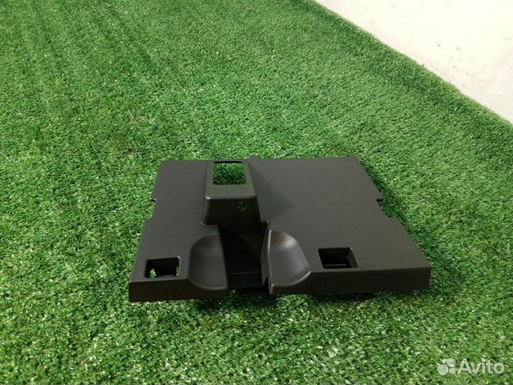 Крышка бардачка LADA Xray Cross 21179 2018