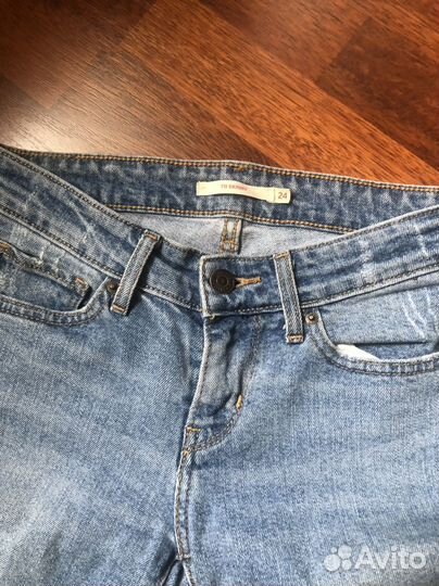 Джинсы Levi’s 711 Skinny