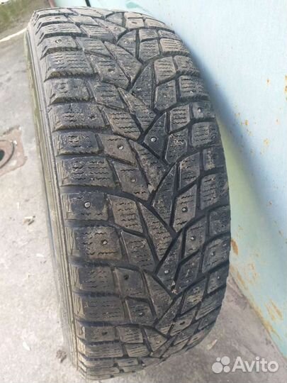 Dunlop SP Winter Ice02 215/55 R17 98T