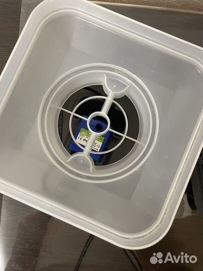 Фонтан поилка для кошек