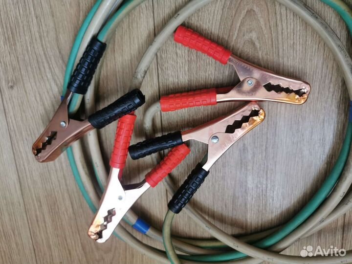 Провода для прикуривания автомобиля