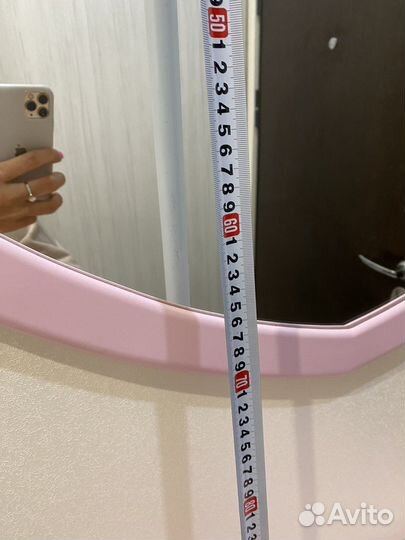 Туалетный столик с зеркалом