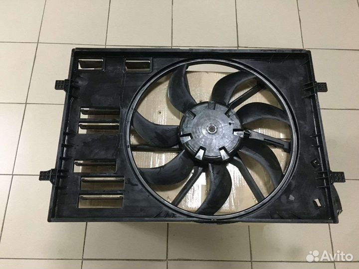 Диффузор вентилятора Skoda Octavia A7 1.8