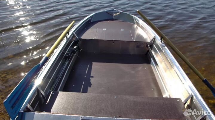 Моторно-гребная лодка Тактика-320