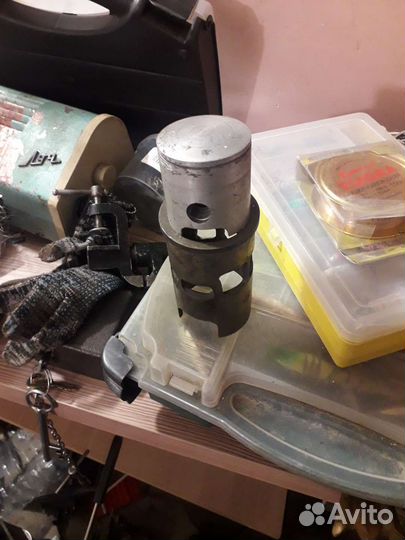 Поршень, гильза цилиндра