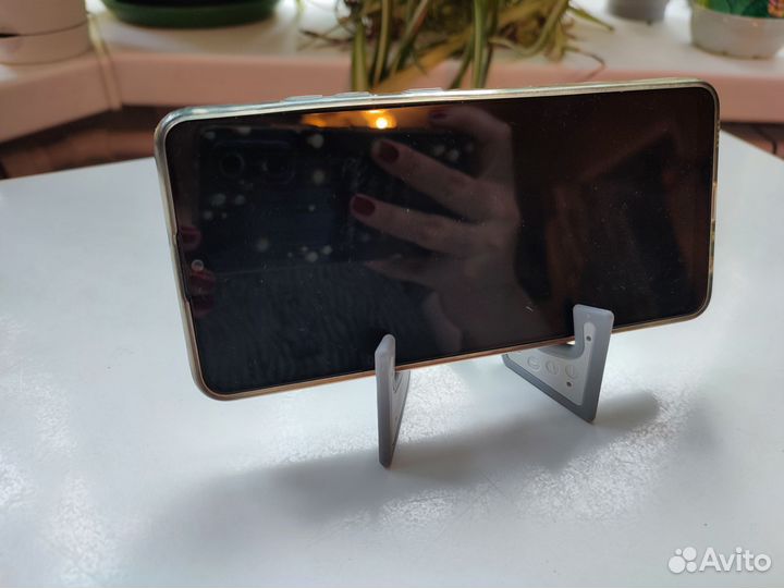 Подставка для телефона IKEA Yuppienalle