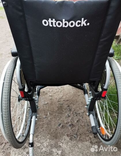 Инвалидная коляска уличная Ottobock