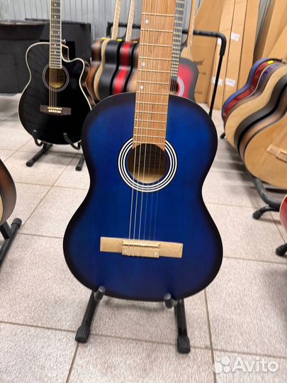 Гитара новая шестиструнная