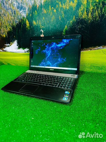 Ноутбук asus/ i3/ GT325M