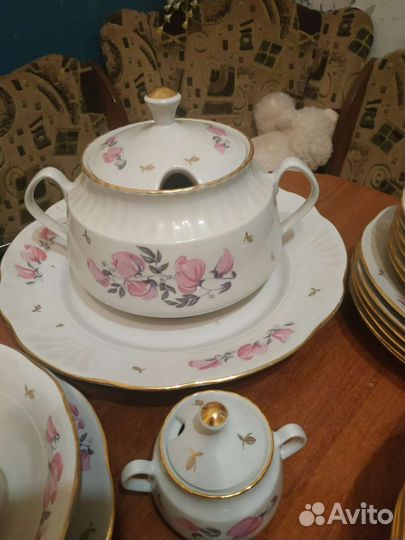 Сервиз столовый. Рига