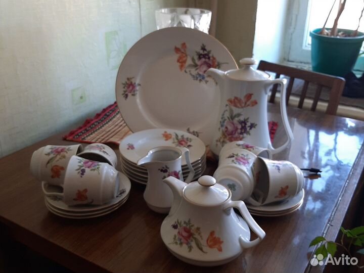 Столовый сервиз фарфор
