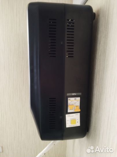 Стабилизатор напряжения Extensive 10 ква IEK