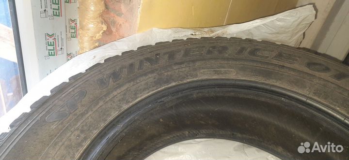 Dunlop SP Winter Ice 01 225/65 R17