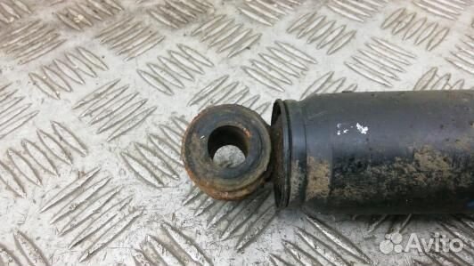 Амортизатор задний nissan navara D40 (80Y09MF01)