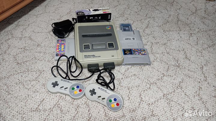 Super Famicom одним лотом