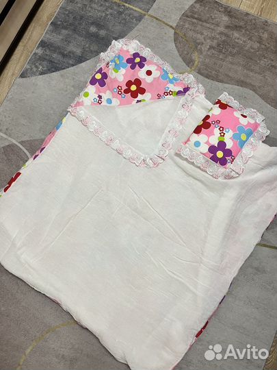 Комплект на выписку для девочки весна-лето