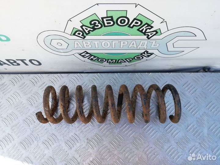 Пружина задняя Mercedes Benz W210 Седан