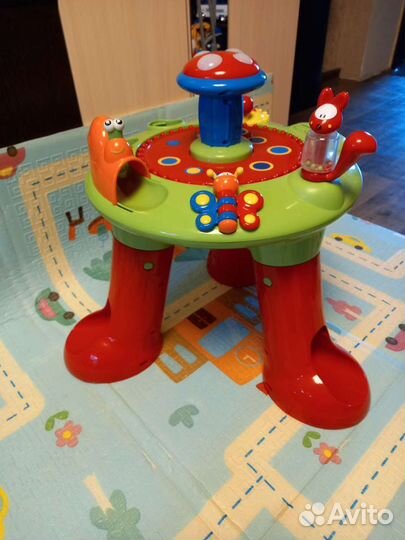 Развивающий музыкальный столик