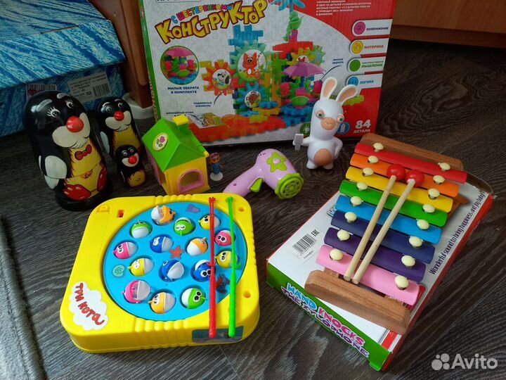 Развивающие игрушки пакетом