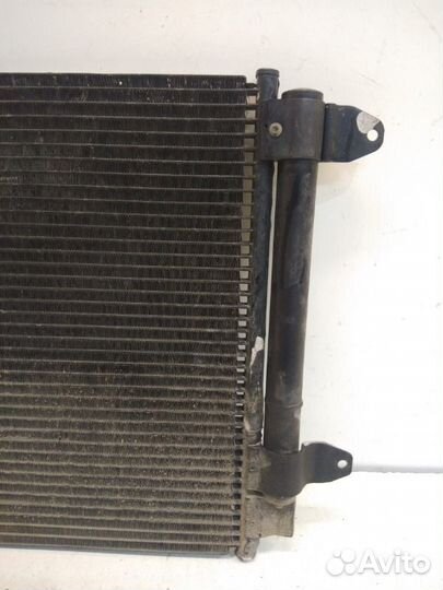 Радиатор кондиционера передний Volkswagen Jetta 6