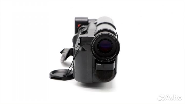 Hitachi VM-E228E (Pal 8) 8mm Video Camera (Japan)