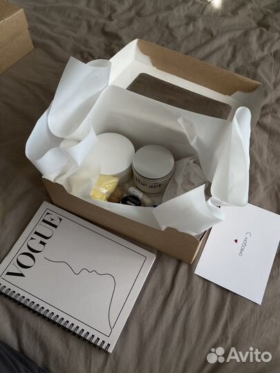 Подарочный бокс ко дню Святого Валентина