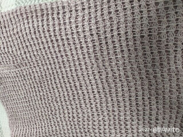 Палантин вязаный крючком х/б нежно-сиреневый