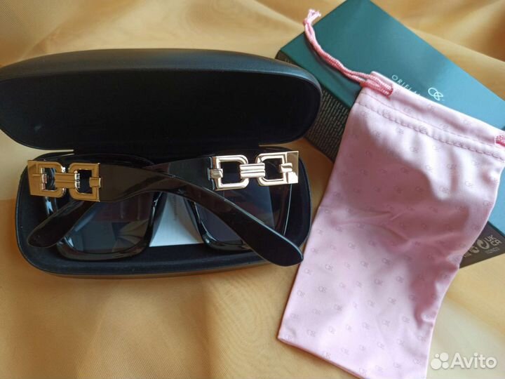 Солнцезащитные очки женские