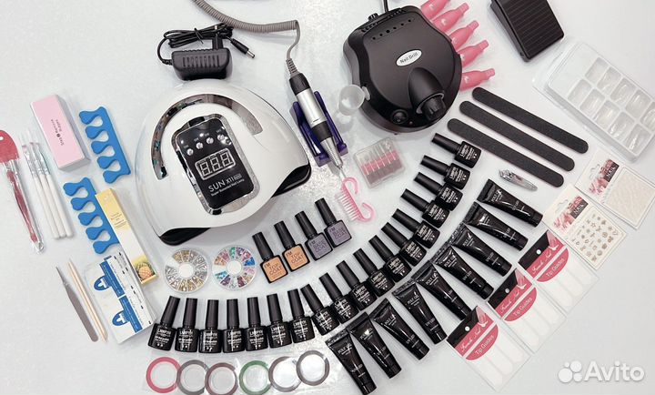 Огромный набор для маникюра