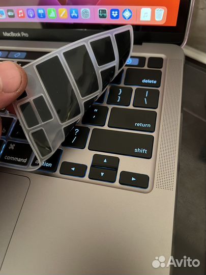 Накладка на клавиатуру MacBook Pro 13 M1