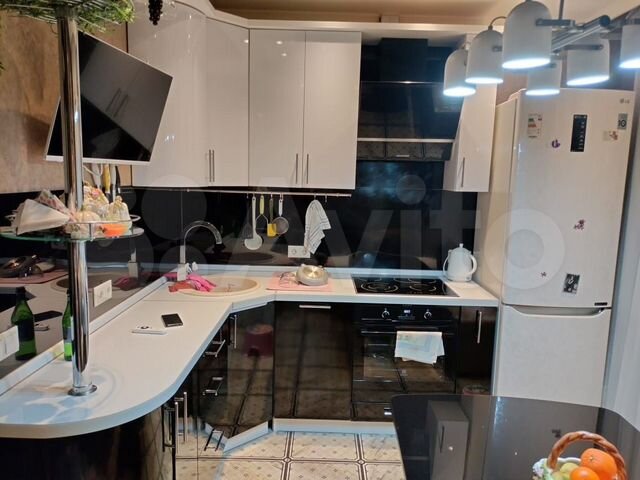 2-к. квартира, 64 м², 2/17 эт.