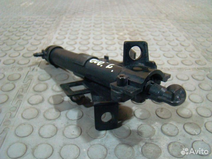 Range Rover Evoque Форсунка омывателя фары левая