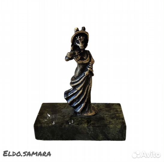 Статуэтка из бронзы на подставке из змеевика,Коза