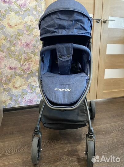 Прогулочная коляска