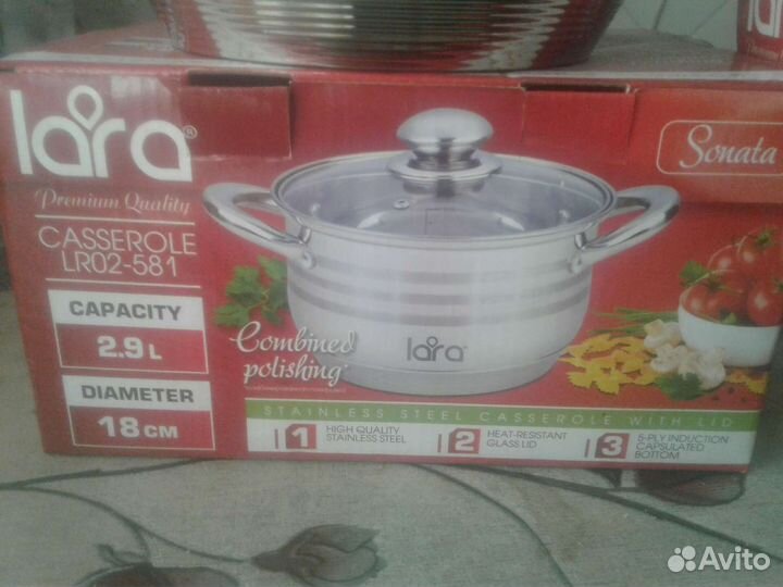 Кастрюля из нержавеющей стали с крышкой