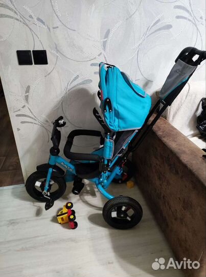 Трехколесный велосипед