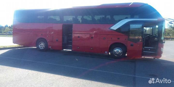 Трансферы легковыми авто и автобусами до 50 мест