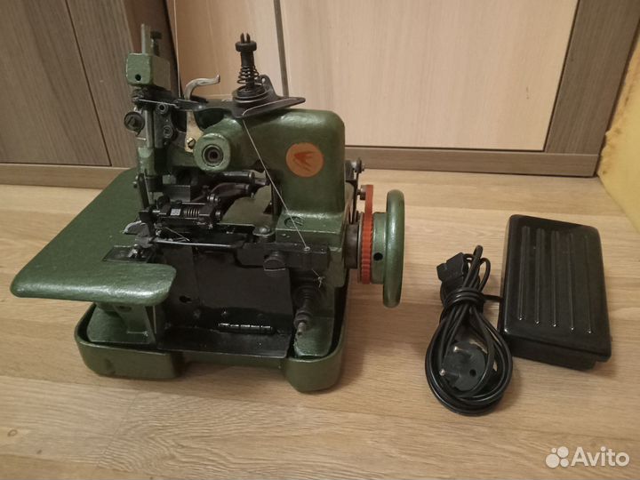 Оверлок для швейной машины