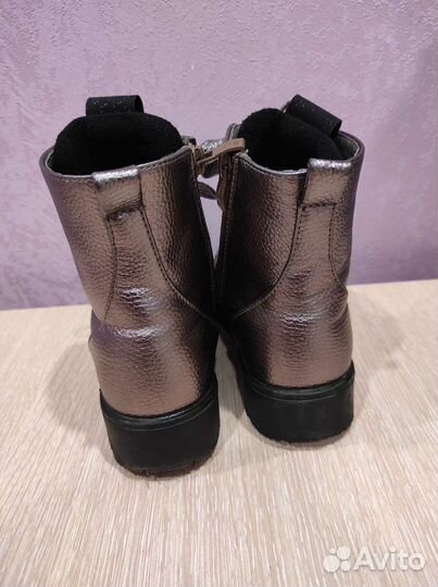 Ботинки для девочки