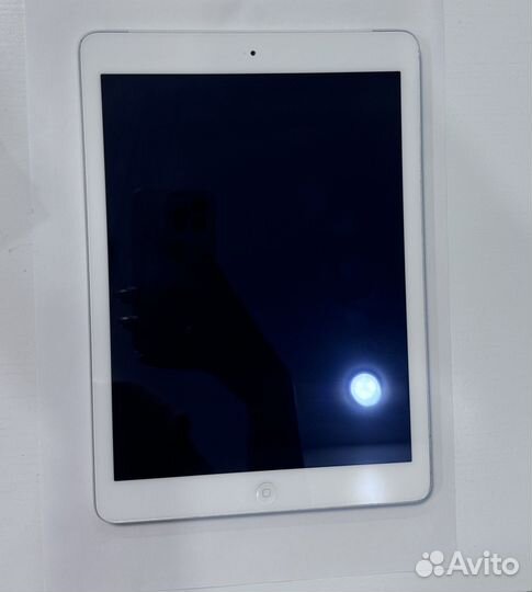 iPad air 32gb model A1475