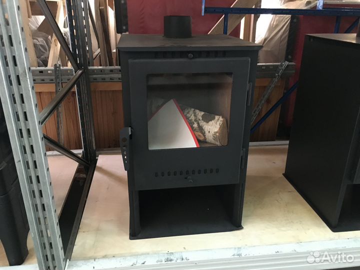 Печь камин на дровах