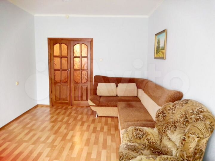 2-к. квартира, 66 м², 4/10 эт.