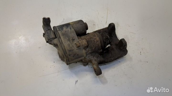 Суппорт Volvo V70, 2008