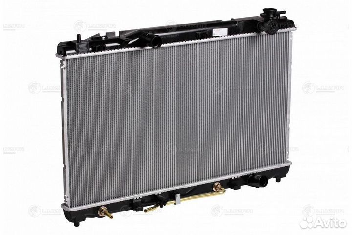 Радиатор охлаждения Тойота Камри 07- АКПП